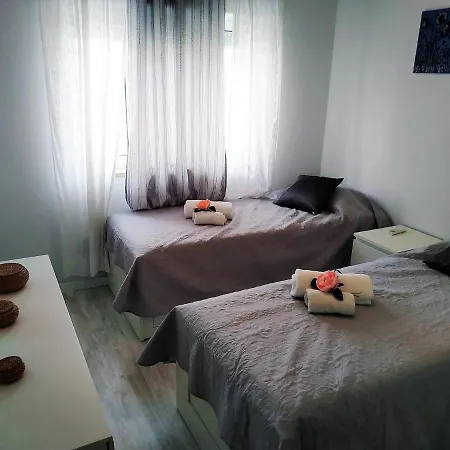 1b Carvoeiro - Casas & Papeis *
